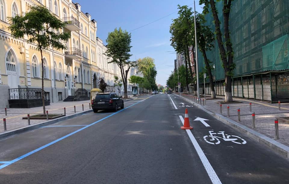 Новые дорожные знаки и разметка: Кабмин серьезно изменил Правила дорожного движения